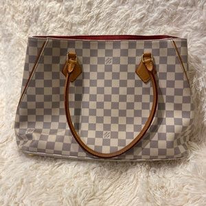 Louis Vuitton bag
